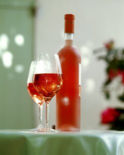 http://www.aftouch-cuisine.com/images/produits/Rose%20des%20Riceys1.jpg