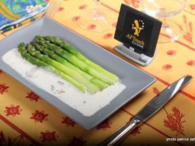 Recette Asperges vertes et crème de truffes