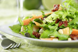 Les petites salades du chef Patrick   Liv Friis-larsen - FOTOLIA