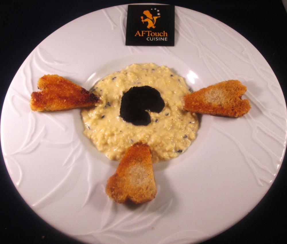 Brouillade d'oeufs de marans et truffes mlanos