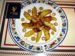 Pommes d'or rissoles et girolles