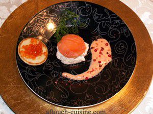Smoked salmon and bell pepper coulis