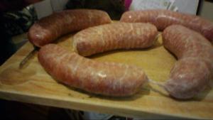 Saucisse maison au vin blanc